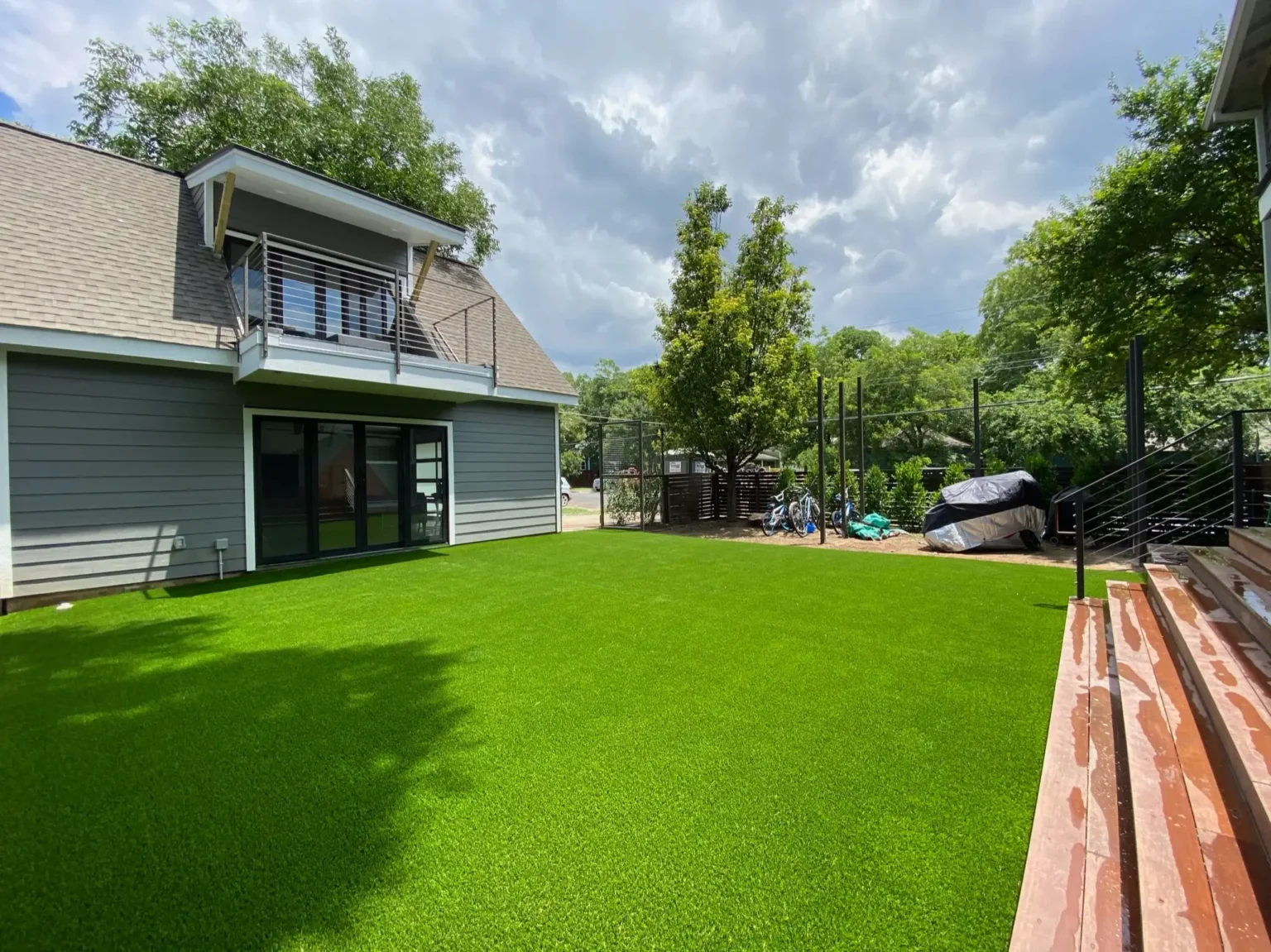 service single images